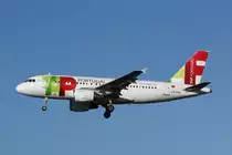 Airbus A319, TAP (CS-TTN), Hamburg, 17.01.2015. 