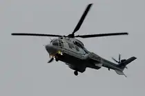 Germany Air Force AS-532 U2 Cougar 82+02 kurz vor der Landung in Berlin-Tegel am 26.10.2014