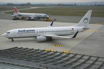 SunExpress (TC-SUI) Boeing 737 - 800 aus Antalya.