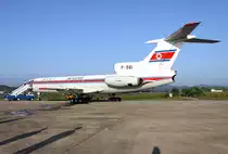 Air Koryo Tu-154 B-2 P-561 beim Boarding in FNJ / ZKPY / Pyongyang am 04.09.2014