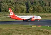 B 737-800 D-ABMF Air Berlin beim Start in Köln/Bonn - 19.10.2015