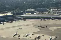 02.07.2015,Flufhafen HAM-EDDH,Hamburg,Germany(bei starten in HAM-EDDH Richtung VIE-LOWW am Bord von NIKI,OE-LNE)