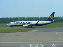 EI-DYE, Boeing 737-800, RYANAIR, Edingurh Airport (EDI), 1.7.2015