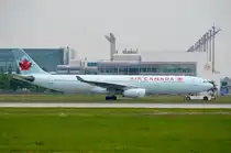 C-GFUR Air Canada Airbus A330-343  unterwegs zum Gate in München  15.05.2015
