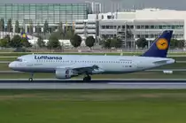 D-AIZA Lufthansa Airbus A320-214  Trier   gelandet am 11.09.2015 in München