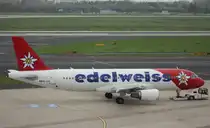 Edelweiss,HB-IJV,(C/N 2024),Airbus A 320-214, 24.10.2015,DUS-EDDL, Düsseldorf, Germany 