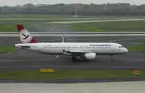 Freebird,TC-FHB,(C/N 3025),Airbus A 320-214, 24.10.2015,DUS-EDDL, Düsseldorf, Germany 