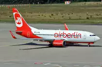 B 737-700 D-AHXE der Air Berlin taxy at CGN - 02.08.2015