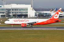 D-ABZJ Air Berlin Airbus A320-216  gelandet am 11.12.2015 in München