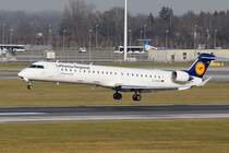 D-ACKA Lufthansa CityLine Canadair CL-600-2D24 Regional Jet CRJ-900LR   in München vor der Landung am 11.12.2015