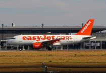 Easyjet Switzerland A 319-111 HB-JZU beim Start in Berlin-Schnefeld(BER) am 06.06.2015