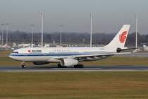 B-6132 Air China Airbus A330-243  beim Start in München am 11.12.2015