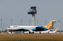 Trade Air Fokker 100 9A-BTE nach der Landung in Berlin-Schnefeld(BER) am 06.06.2015 (Uefa CL-Finale 2015)