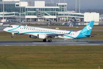 I-ADJP Air Dolomiti Embraer ERJ-195LR (ERJ-190-200 LR)  bei der Landung in München am 11.12.2015