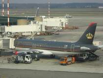 JY-AYD, ein A320-200 der Royal Jordanien wird am Flughafen Mailand-Malpensa abgefertigt, um sp�ter zur�ck nach Damaskus zu fliegen. Aufgenommen am 29.03.07