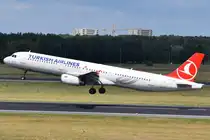 TC-JSC Turkish Airlines Airbus A321-231  gestartet in Tegel am 07.07.2016