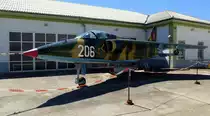 IAR-93, zweistrahliger Jagdbomber, Vmax.1160Km/h, entwickelt und gebaut von Rumnien und dem ehemaligen Jugoslawien von 1981-92, steht im Militrmuseum in Pivka/Slowenien, Juni 2016
