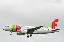 TAP Portugal Airbus A319 CS-TTQ Taufname Agostinho Da Silva (Ein portugiesischer Philosoph und Autor * 13. Februar 1906 in Porto; † 3. April 1994 in Lissabon) im Anflug auf Hamburg Fuhlsbüttel am 14.07.16