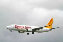 Pegasus Boeing 737-800 TC-CPS Taufname Peri vor der Landung in Hamburg Fuhlsbüttel am 14.07.16