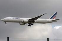 Air France, F-GSQE, Boeing, B777-328ER, 29.03.2009, CDG, Paris-Charles de Gaulle, France

