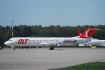 Fokker 100 D-AOLH der OLT am 18.04.09 in Hamburg Fuhlsbttel.