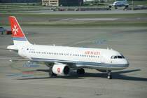 A320 der Air Malta auf dem Flugfeld