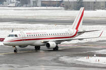 Republic of Poland Embraer ERJ 175LR(ERJ 170-200LR) SP-LIH rollt zum Start in Zürich 20.1.2017 