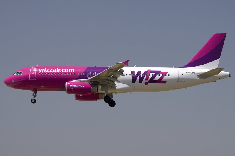 Wizz Air, HA-LPT, Airbus, A320-232, 13.06.2009, BCN, Barcelona, Spain 

